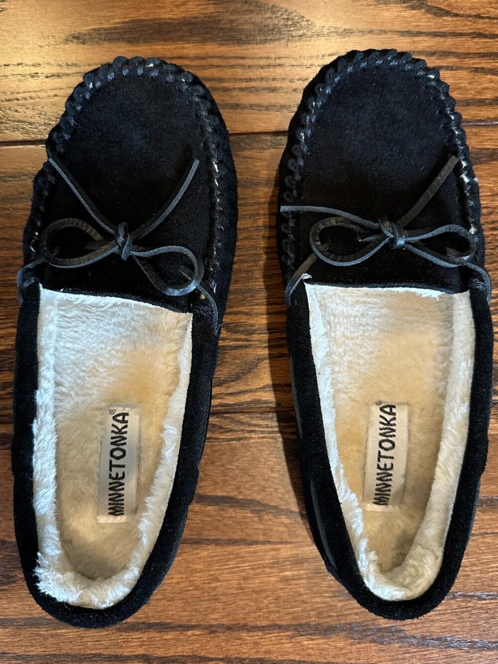 Women's Minnetonka Lynda Trapper Moccasin Slipper